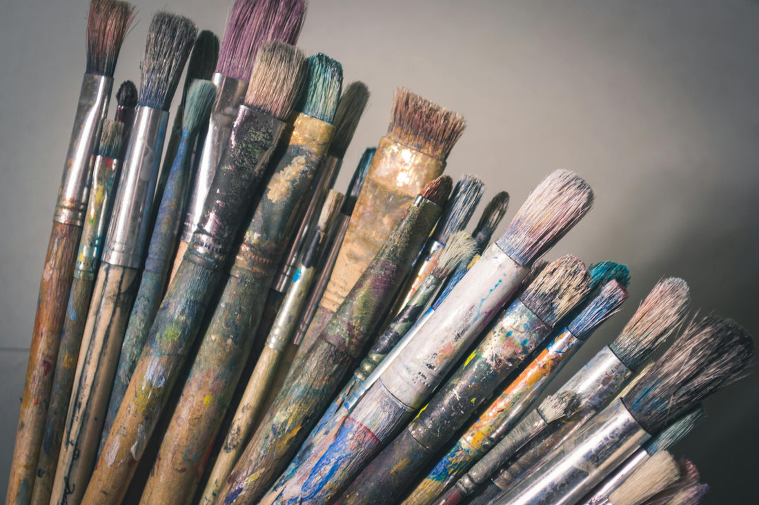 How to Clean Oil Paint Brushes without Toxic Solvents: Natural Methods